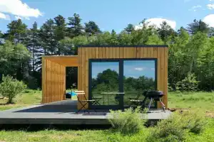 Efimov Glamp Glamping, Nerl'