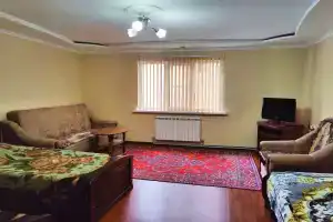 S 2-Mya Komnatami Flat, Kislovodsk