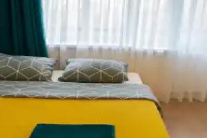 Odnushka Na Zapadnom S Vidom Na Zeleny Sad Flat, Taganrog