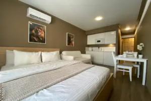 Studiya Khitry Lis Flat, Chesnokovka