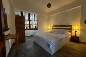 Kuyu Beergarden Hostel, Antalya