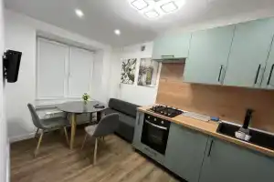 Odnushka v 3kh Minutakh Peshkom ot Metro Savelovskaya Yevroremont Flat, Moscow