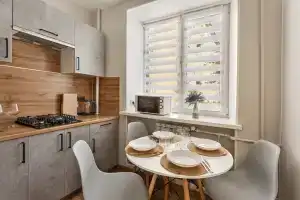 FullHouseApart dvukhkomnatnye apartamenty s balkonom i detskoy krovatkoy Apartments, Vyborg