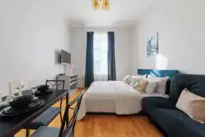 U Isaakievskogo Sobora 10 gostey Apartments, St. Petersburg