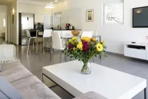 Full Comfort Near Beach By Feelhome Apartments, Tel Aviv