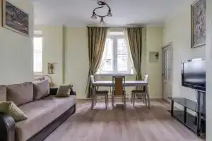 Komfortnaya Kvartira Ryadom S Arbatom, Moscow