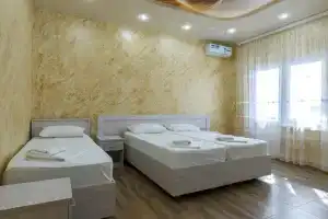 S Kukhney Apartments, Adler