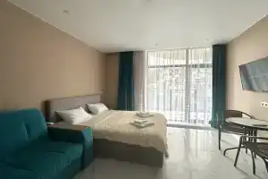 Apartamenty LS-Family Comfort s vidom na gory i gorod s 4 etazha Apartments, Alushta