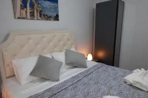 Elbrus Suite İstanbul 3rd floor Apartments, Istanbul