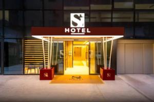 Si Hotel, Tirana
