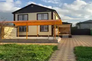 Dvukhetazhny S Basseynom Private House, Vladikavkaz