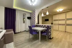 Zamechatelnaya Na Lenina 27 Flat, Korolyov