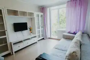 Okolo Akademicheskoy Vblizi Parka Apartments, St. Petersburg