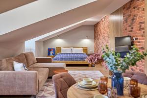 Yevrouyut Yarkaya Studiya V Samom Tsentre Flat