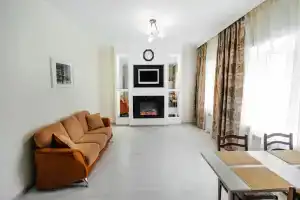 Na Oktyabr'skoj Revolyutsii 211-4 Apartments, Kolomna