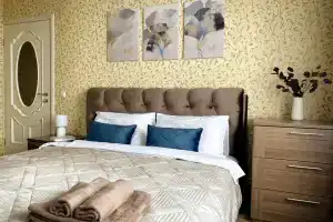 Zdes Viktoriya m Yakhrovskaya Flat, Moscow