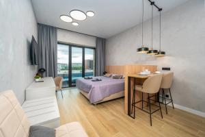 V Docklands Apartments