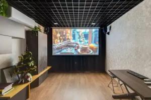 Domashniy Kinoteatr S Dizaynerskim Remontom Flat, Dubna
