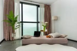 Ocean Breeze Retreat - honeymoon sea view resort Apartments, Batumi