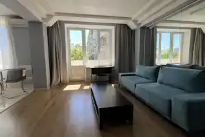 V Istoricheskom Tsentre Goroda S Vidom Na Reku Flat, Moscow