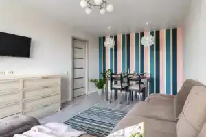 Yutno Panorama s shikarnym vidom na ozero Flat, Sestroretsk