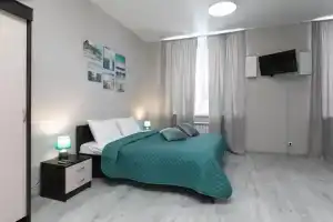 Semejnye Etazhidejli u Zh/D Apartment, Ekaterinburg