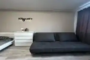 Kremlyoff House Flat, Nizhniy Tagil