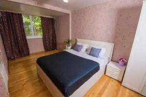 Uyutnaya Kvartira V Tsentre Sochi Apartments, Sochi