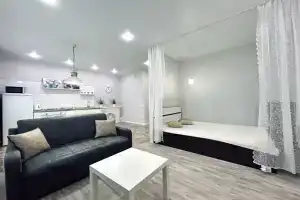 1-K Kvartira V Zhk Alye Parusa Lodging House, Kirov