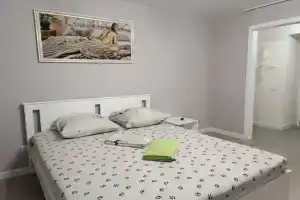 Lunnaya 43v Apartments, Saratov