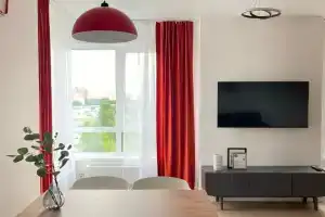 S Dvumya Spalnyami U Metro Aminyevskaya Apartments, Moscow