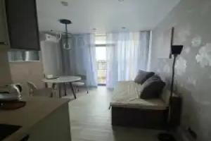 Studiya Flat, Alushta