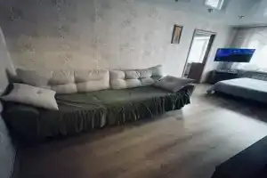 2 komnatnaya Mira 29A Flat, Bratsk