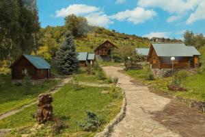 Derevenka Turistov Oi-Qaragai Resort, Besqaynar