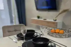 Shikarnaya Kvartira  S Vidom Na Ves Gorod Apartments, Kursk