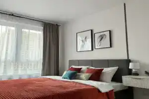 Dizaynerskaya Yevro Dvushka U Metro Bulvar Rokossovskogo Apartments, Moscow