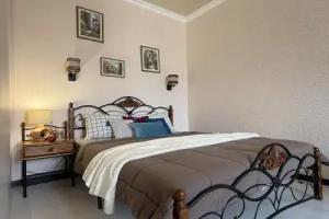 KakDoma Studiya Parkovaya 14b-11 U Morya Sevastopol Flat, Sevastopol