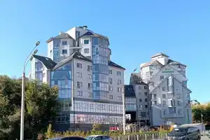 Sense na naberezhnoj c vidom na vodu Apartments, Voronezh