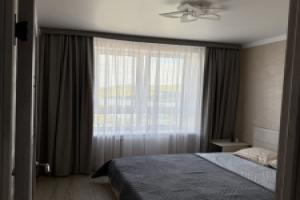 Uyutnaya S Vidom Na Gory I Ozero Flat, Al'met'yevsk