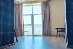 Dvukhurovnevaya Studiya Flat, Shadrinsk