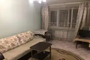 V Proyezde Profsoyuzov, 2 Flat, Zlatoust