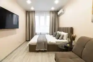 Na 17 Etazhe S Vidom Na Naberezhnuyu V Zhk Akvamarin 2 Apartments, Ulyanovsk