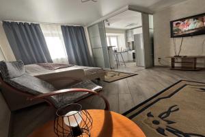 Studiya Flat, Tyumen