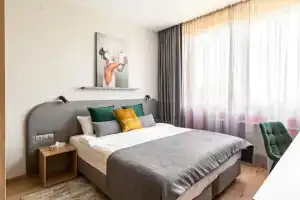 GLOBALSTAY Novaya Studiya s 2-mya krovatyami 5 Min do Metro Avtovo, St. Petersburg