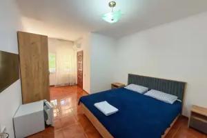Antadi S Basseynom U Morya #6 Alfagid Apartmentss, Adler