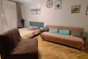 1 Komnatnaya U Metro Schukinskaya (Aviatsionnaya 68) Apartments, Moscow