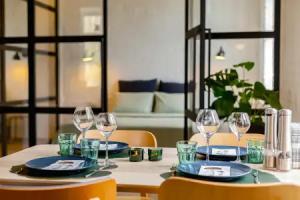 Tverloft U Volgi S Prozrachnoy Spalney Apartments, Tver
