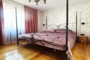 Na Komsomolskoy 32 Flat, Kolomna