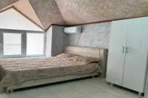 Rakhat Flat 8, Izbarbash
