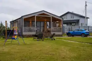 S Panoramnymi Oknami U Ozera Private House, Solnechnogorsk